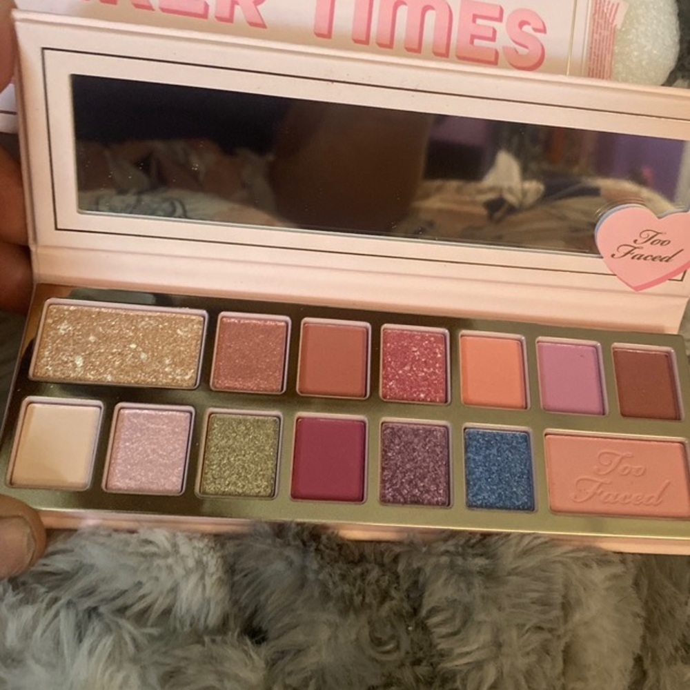 Pinker times ahead eyeshadow pallet by too faced